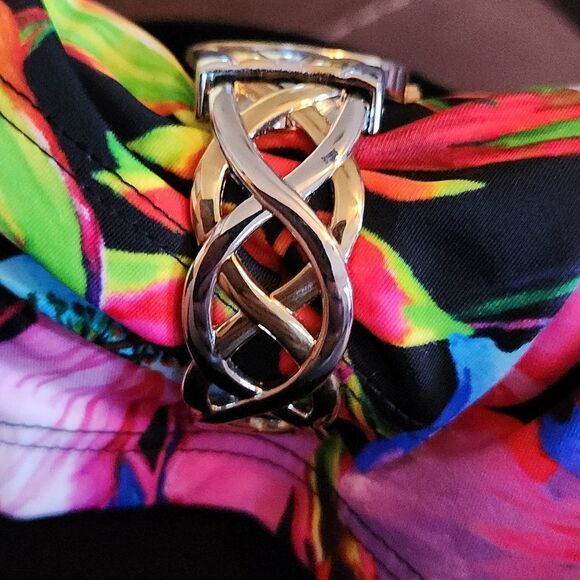 Easy Reader Quartz Watch 2 Tone Metal Cuff - Picture 3 of 4